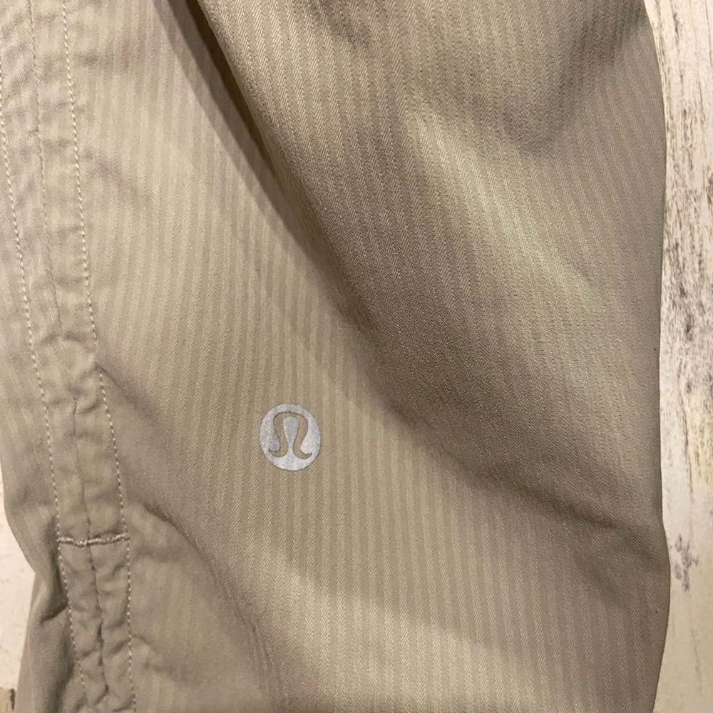 Lululemon Sheer Oak Dance Studio Mid-Rise Cropped Pant 2 - Picture 11 of 14
